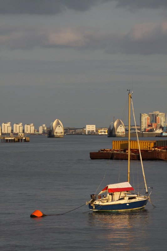 Sailboat on the Thames